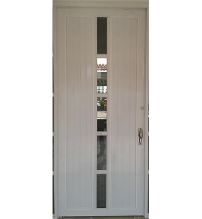 Puerta luceta central