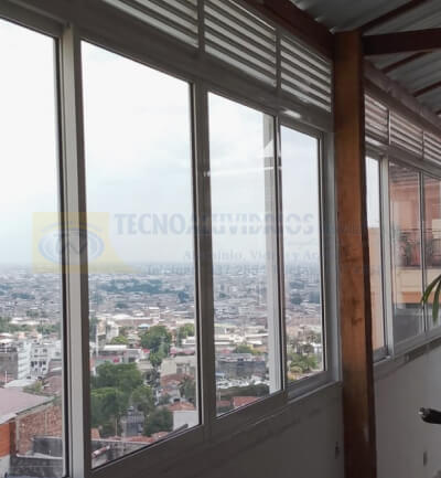 Ventana de vidrio templado